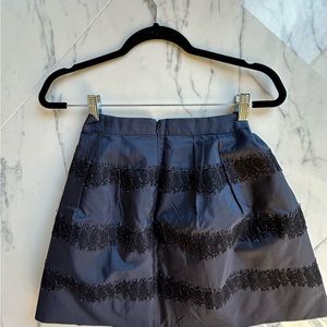 J Crew navy/black 100%silk skirt w/tulle l…
